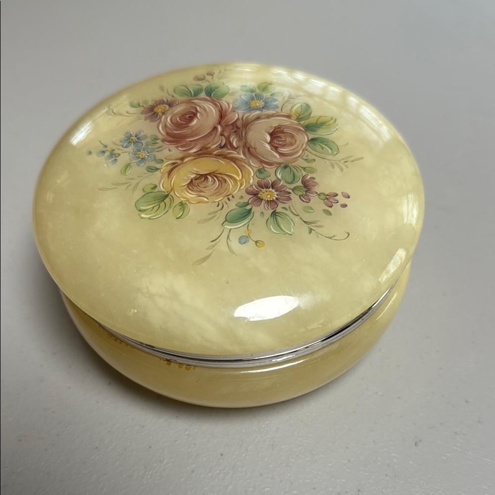 Italian Alabaster vintage hand carved jewelry‎ box #11